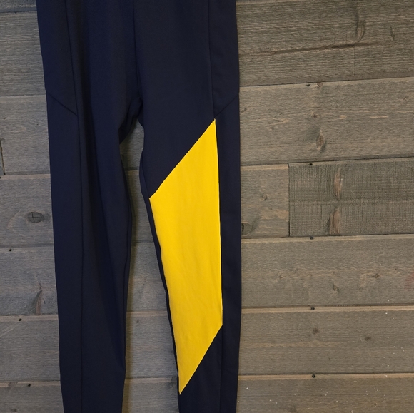 Gymshark Women's Asymmetrical Navy & Yellow Leggings - Picture 4 of 12